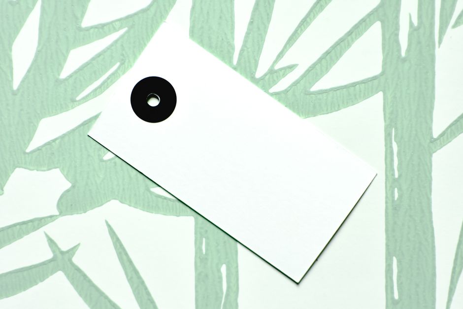The Ultimate Guide to Pet ID Name Tags: Keep Your Furry Friend Safe with Waterproof QR Code Tags
